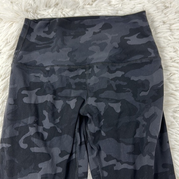 Lululemon Align Crop *21" Incognito Camo Multi Grey - Picture 2 of 6